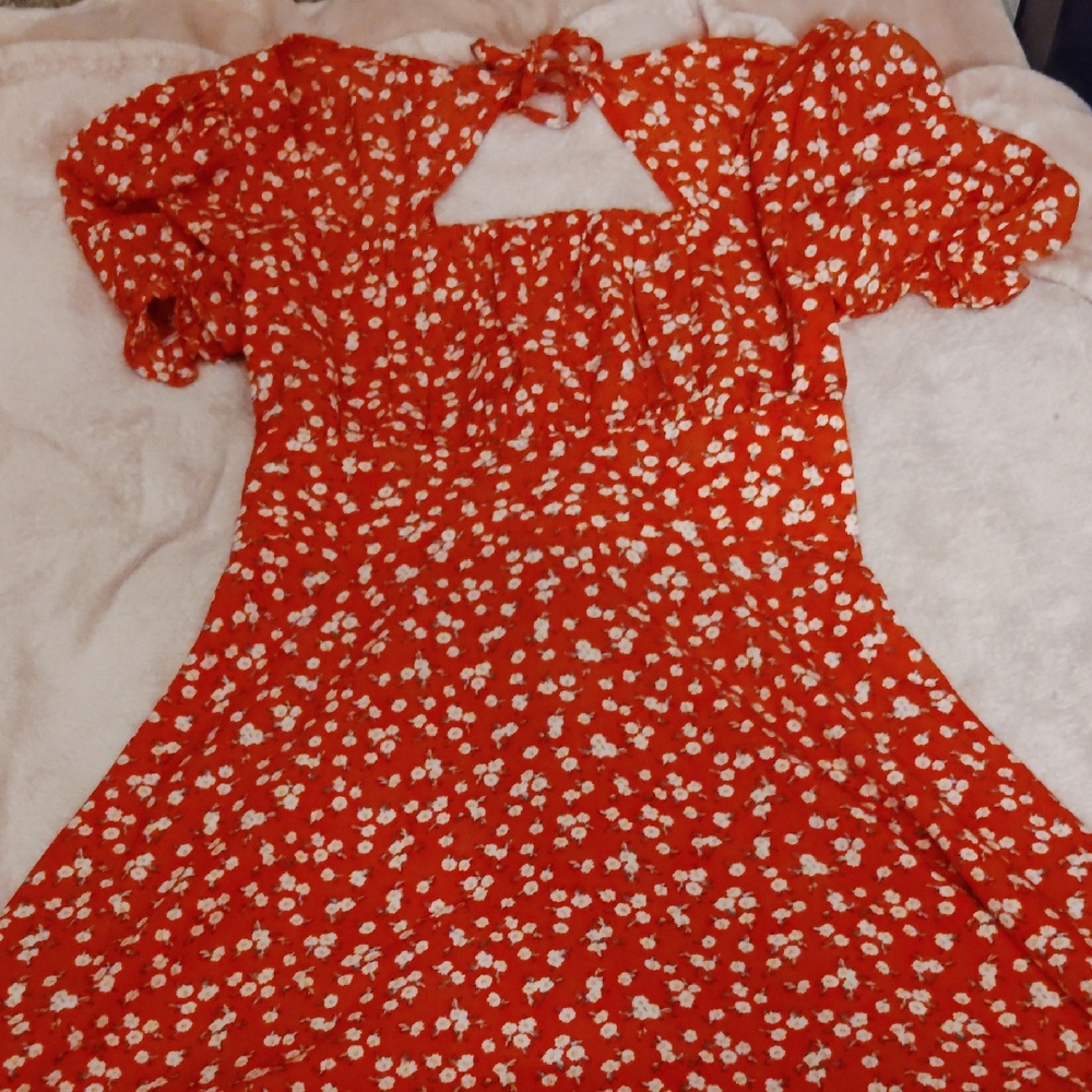 Red Floral Puff Sleeve Dress
